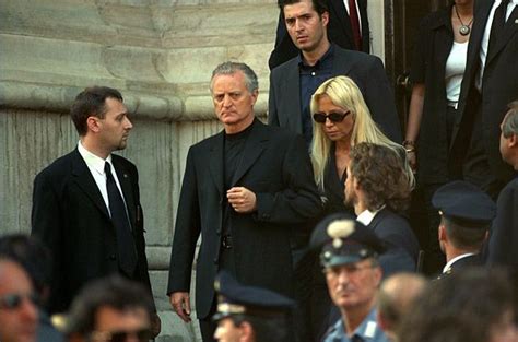 quanti anni aveva gianni versace quando è morto|gianni versace funeral pictures.